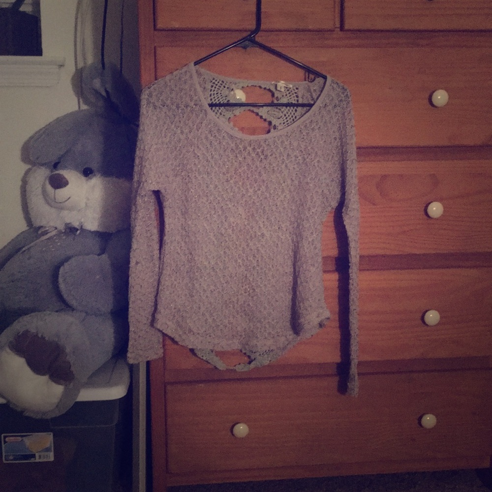Open-back Sweater!